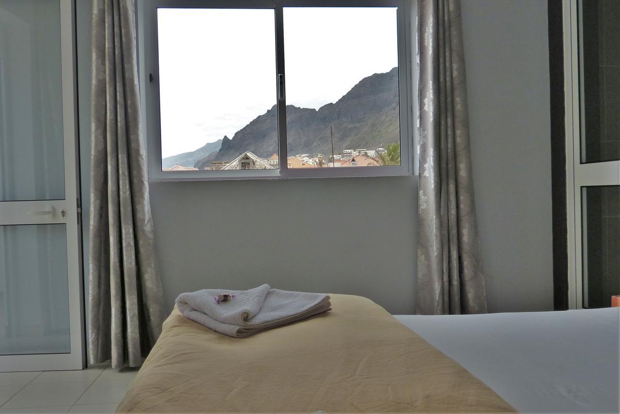 Bed and Breakfast Kasa Tambla Ponta Do Sol Exterior foto